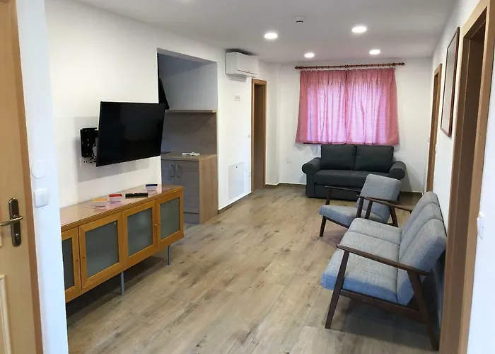 Kamp Podgrad Vransko